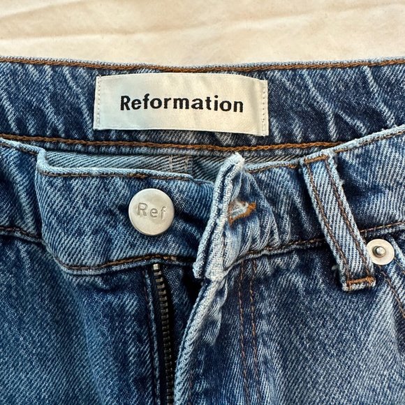 Reformation Julia High Rise Jean - Picture 3 of 6